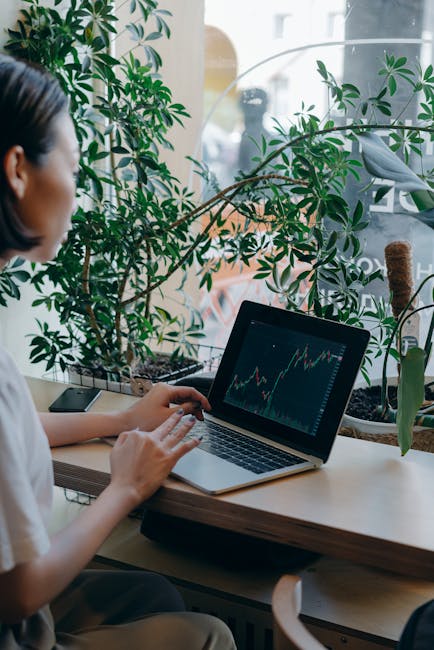 How to Use Affiliate Marketing to Teach Financial Literacy